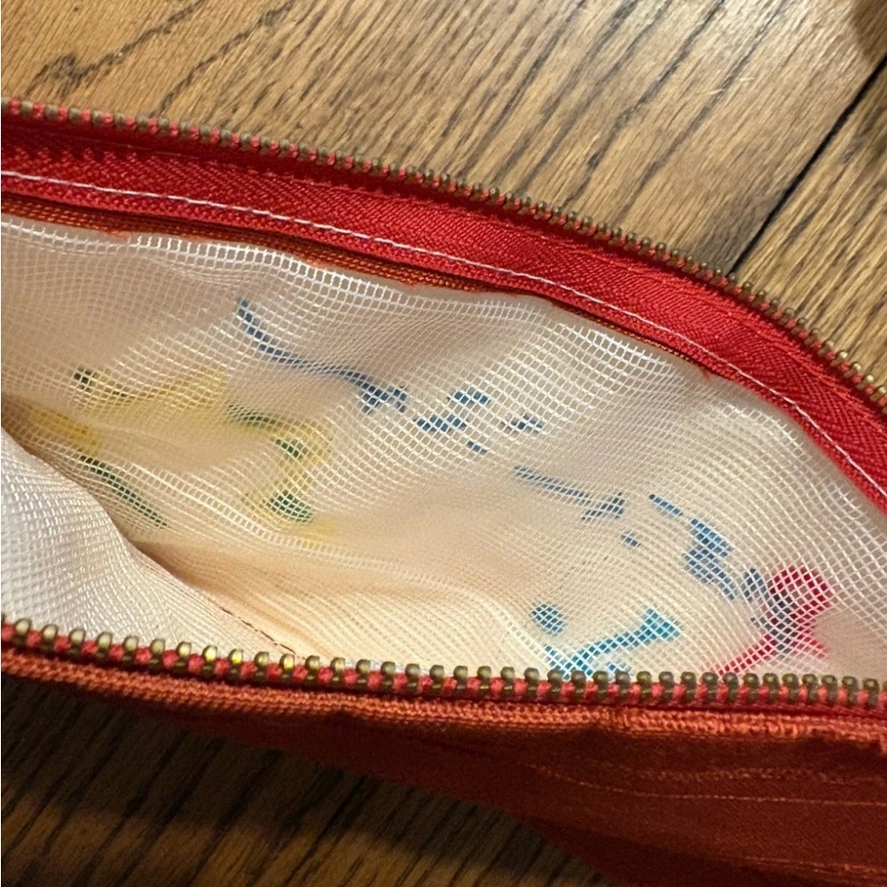 Costa Rica Embroidered Pouch - Picture 6 of 6